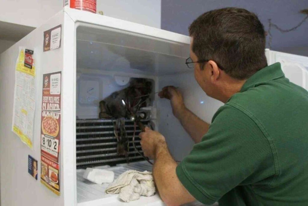 Who Does Refrigerator Repair